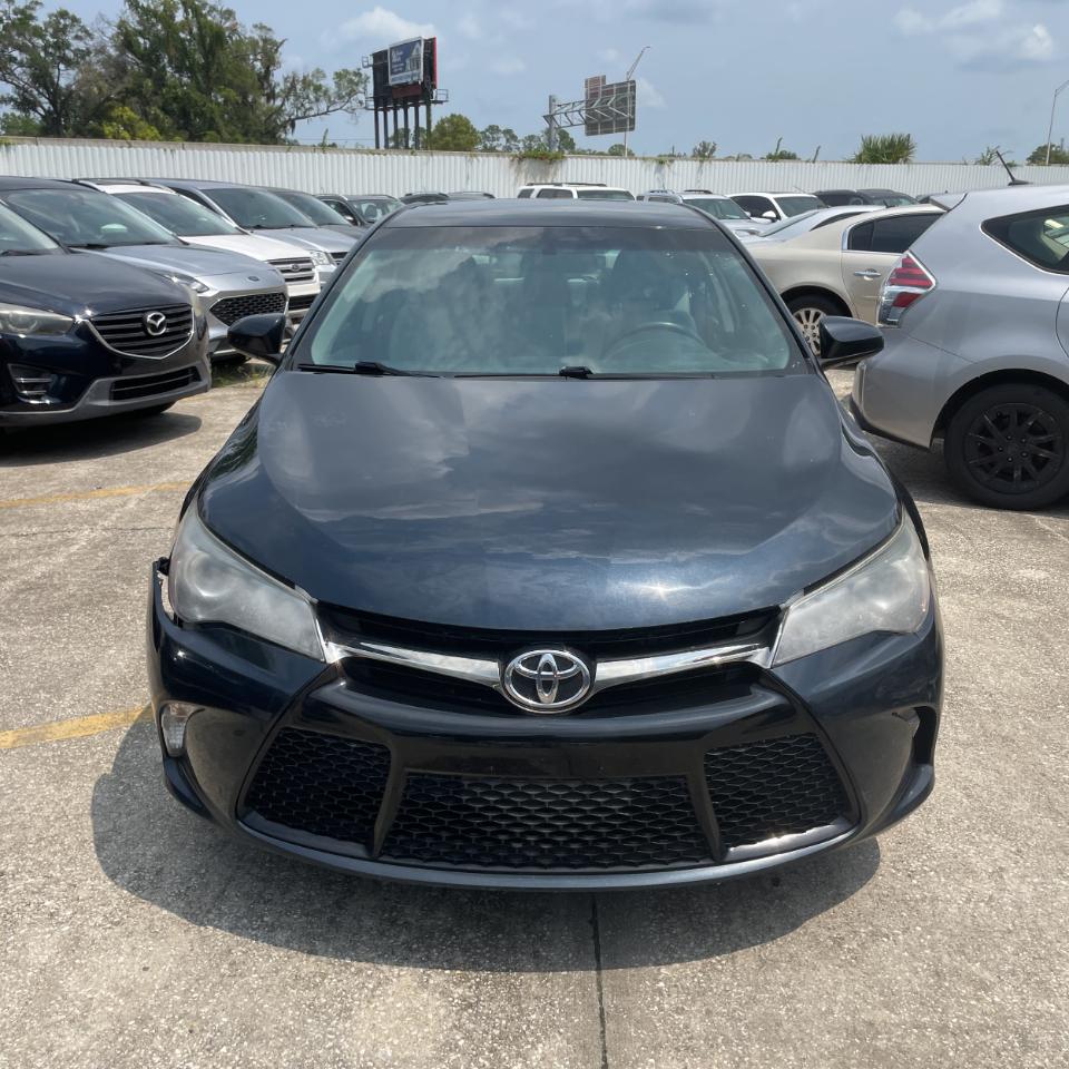 Toyota Camry XLE Auto (Natl) 2017