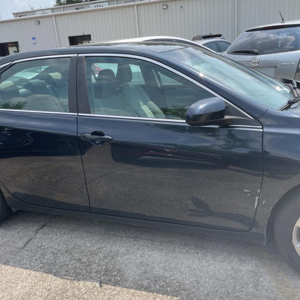 Toyota Camry XLE Auto (Natl) 2017