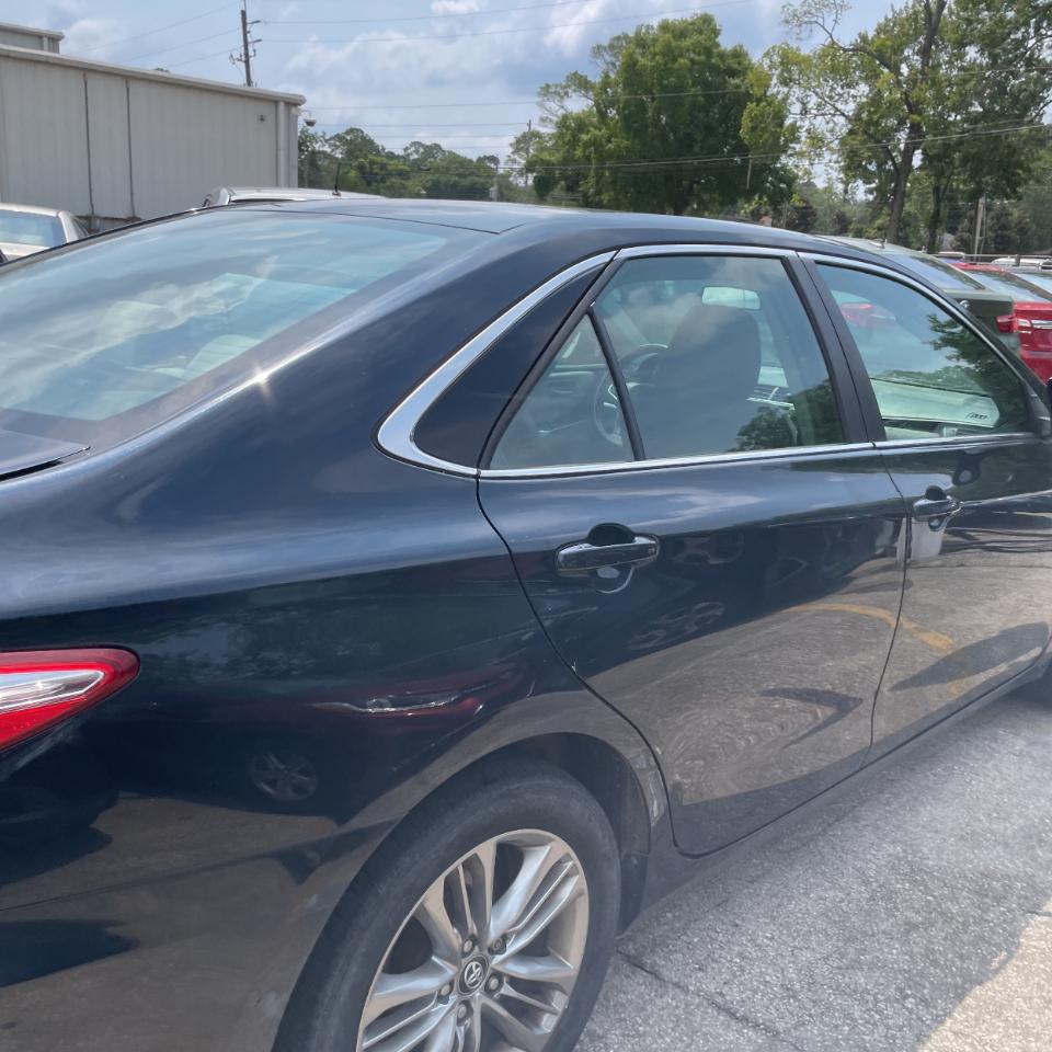 Toyota Camry XLE Auto (Natl) 2017