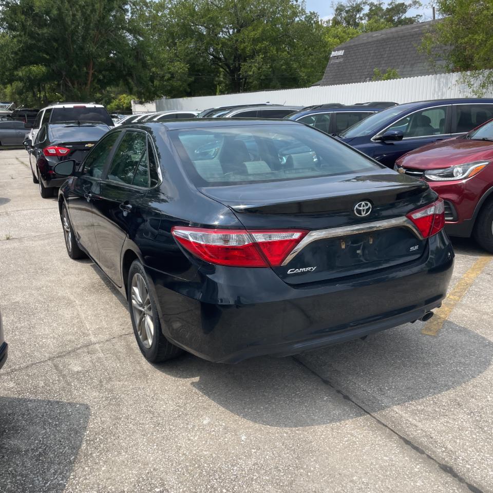 Toyota Camry XLE Auto (Natl) 2017