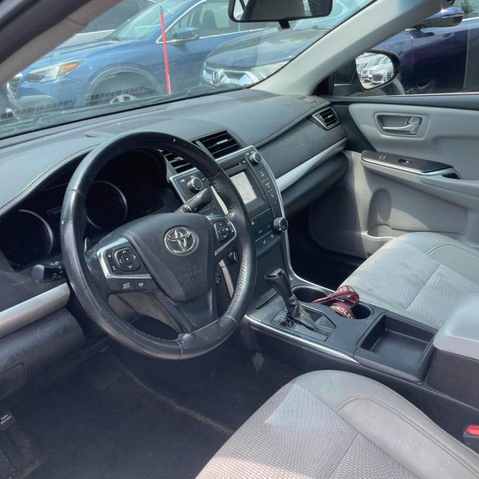 Toyota Camry XLE Auto (Natl) 2017