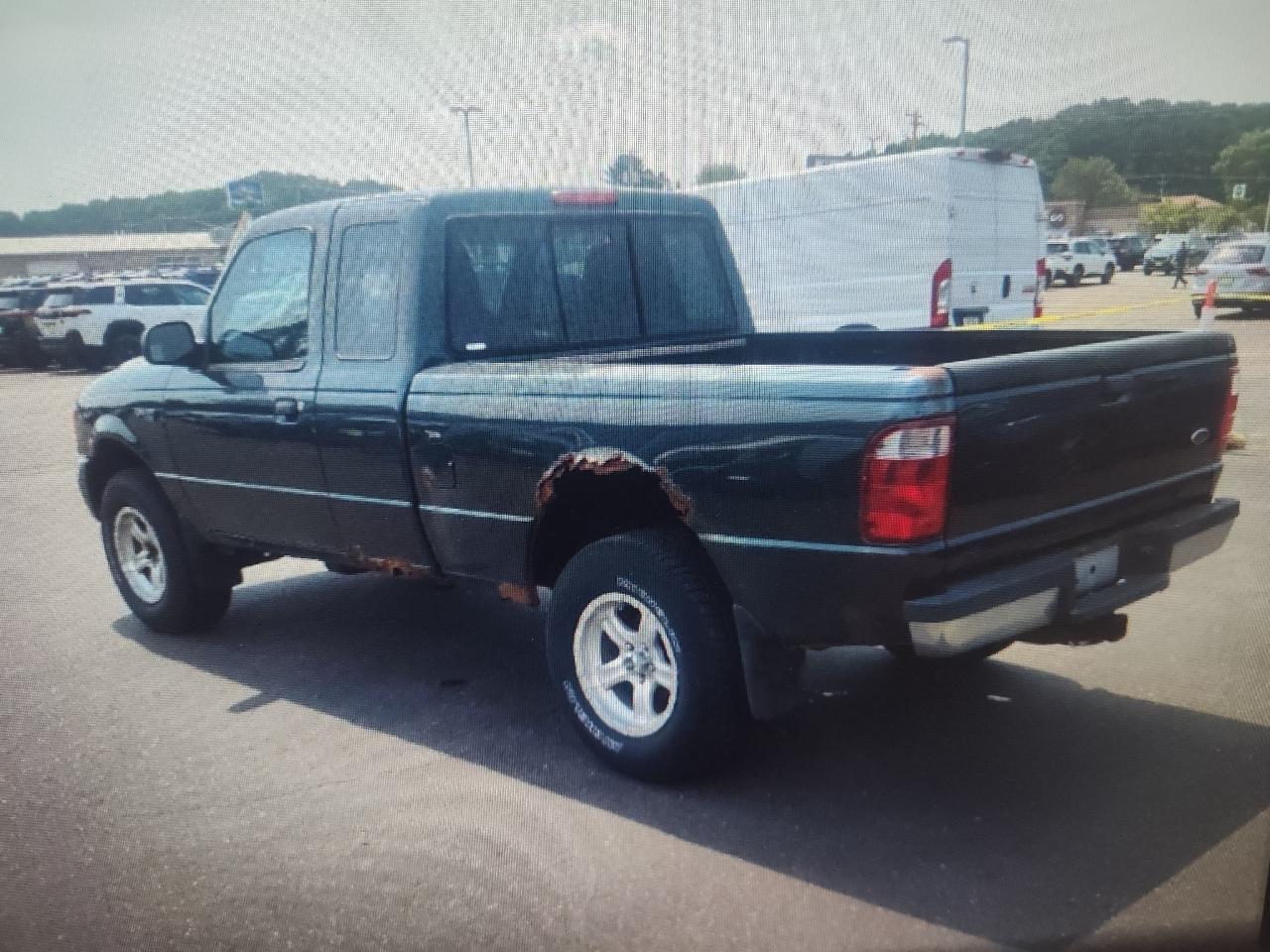Ford Ranger 2dr Supercab 126" WB XL 4WD 2005