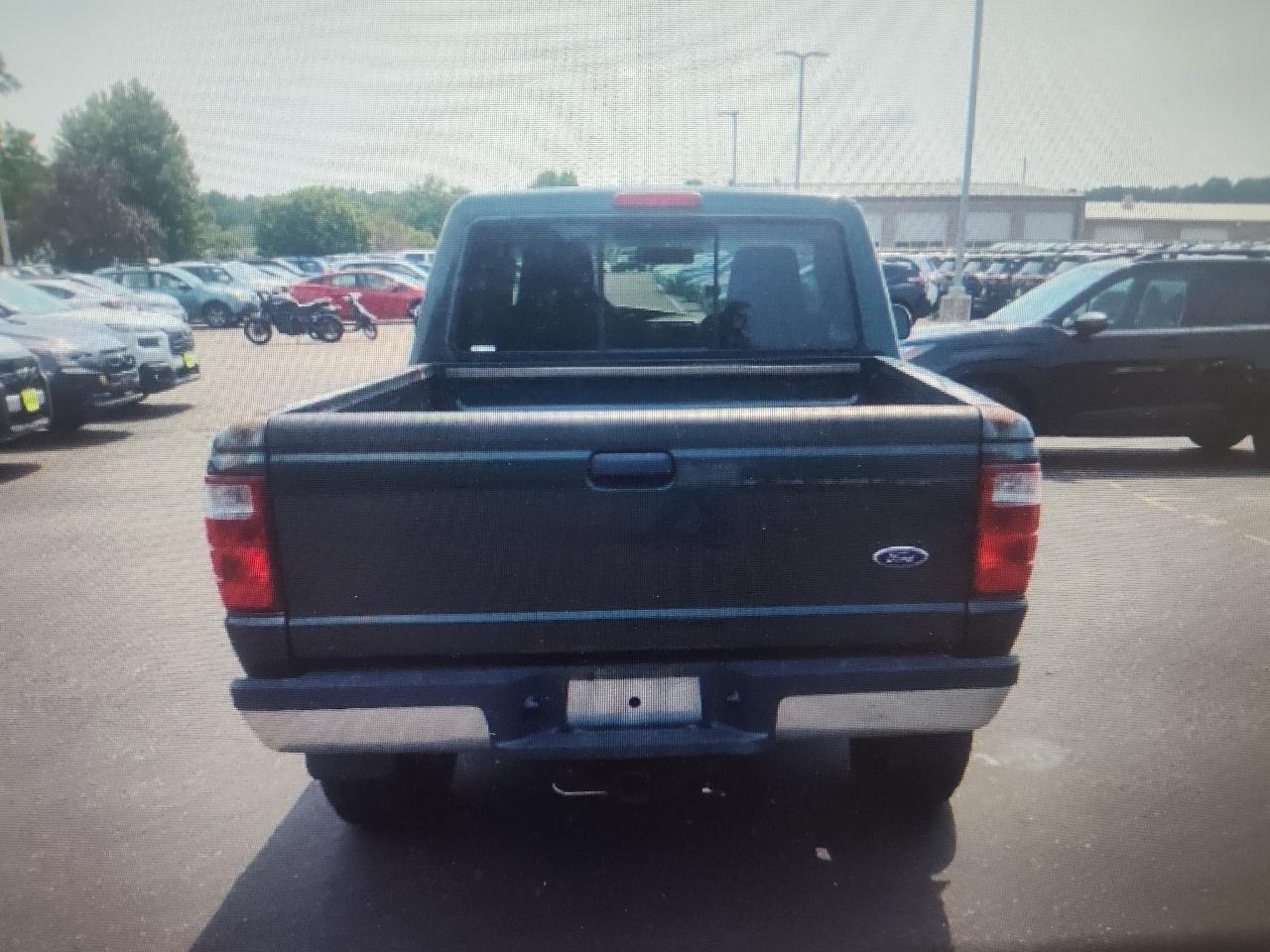 Ford Ranger 2dr Supercab 126" WB XL 4WD 2005