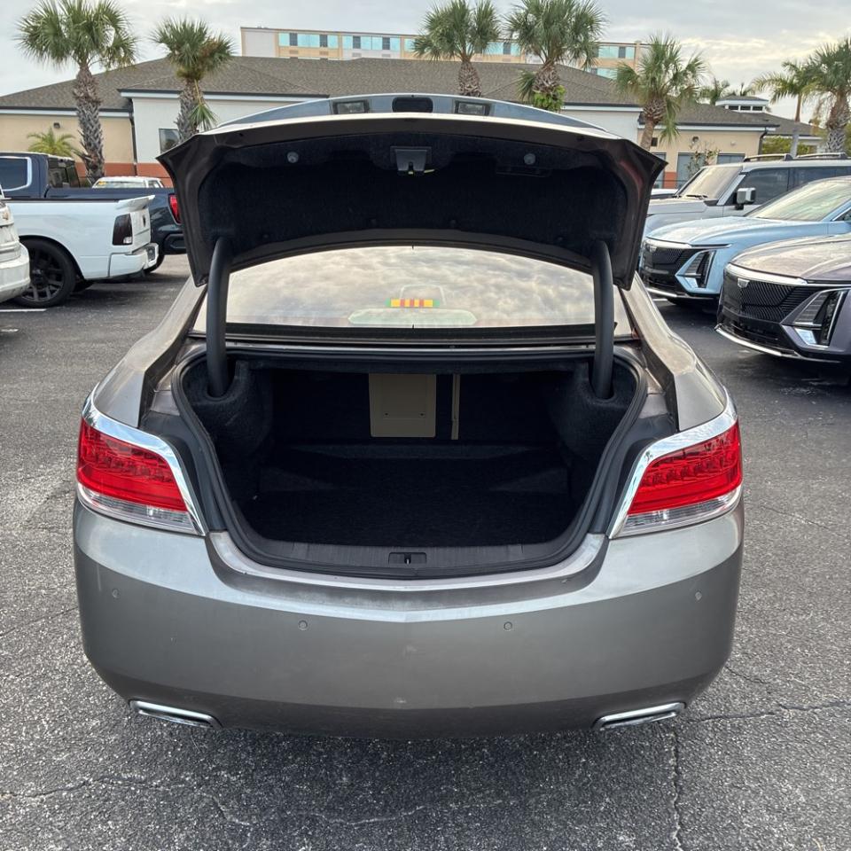 Buick LaCrosse 4dr Sdn CXS 3.6L 2010