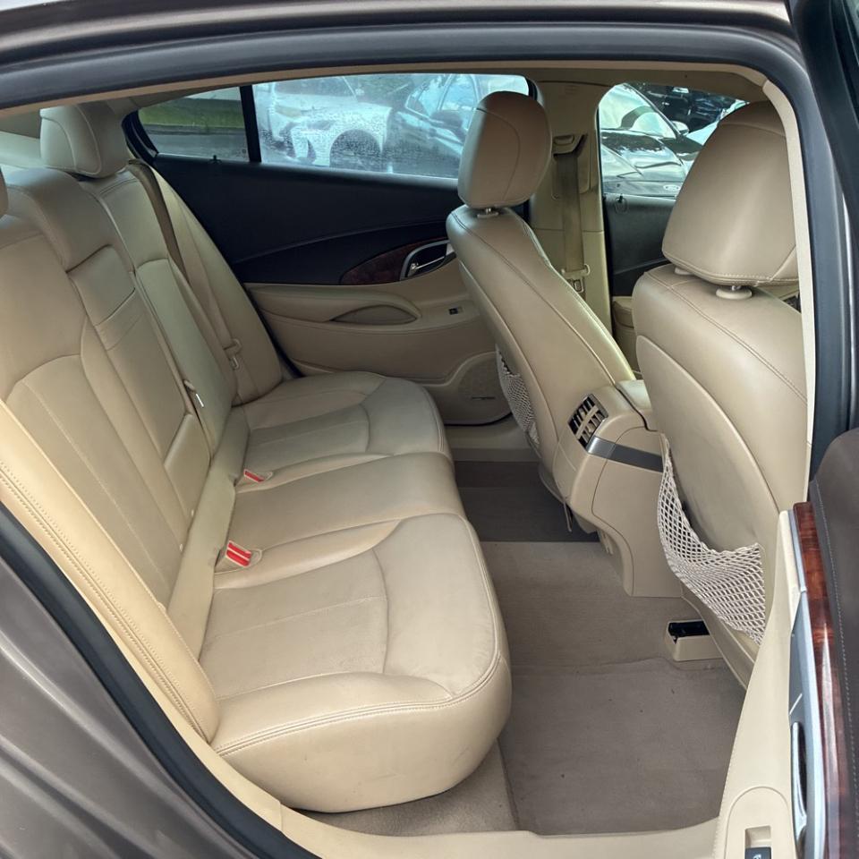 Buick LaCrosse 4dr Sdn CXS 3.6L 2010