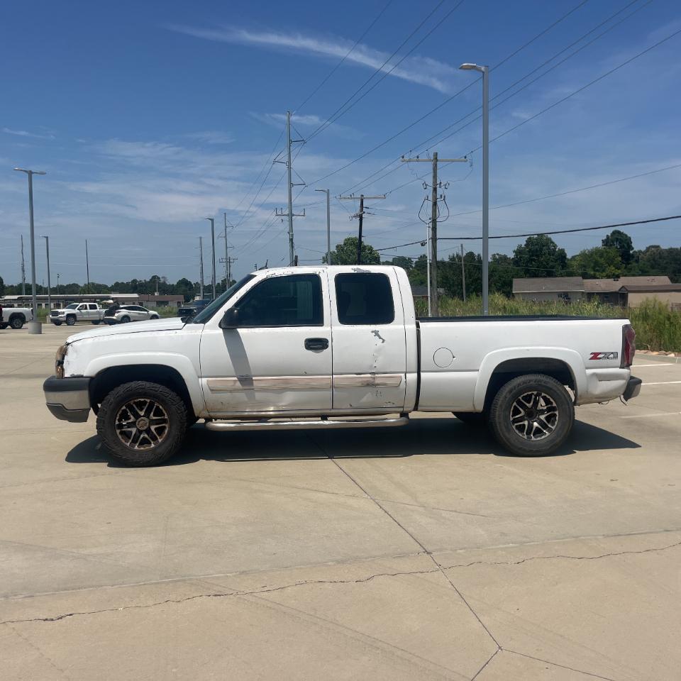 Chevrolet Silverado 1500 Ext Cab 143.5" WB 4WD Z71 2004