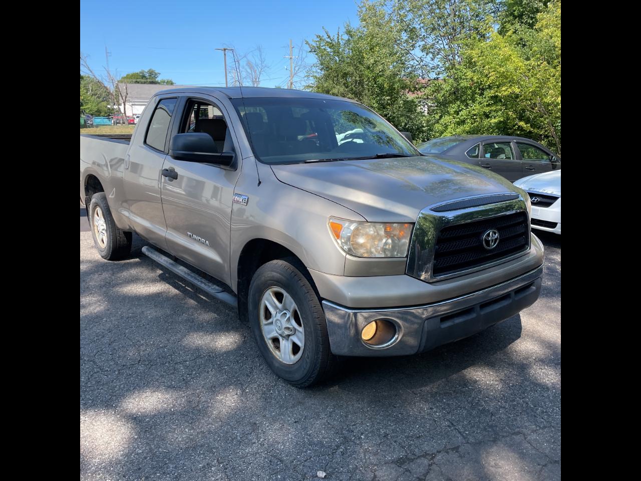 Toyota Tundra 4WD Truck Dbl 5.7L V8 6-Spd AT (Natl) 2008