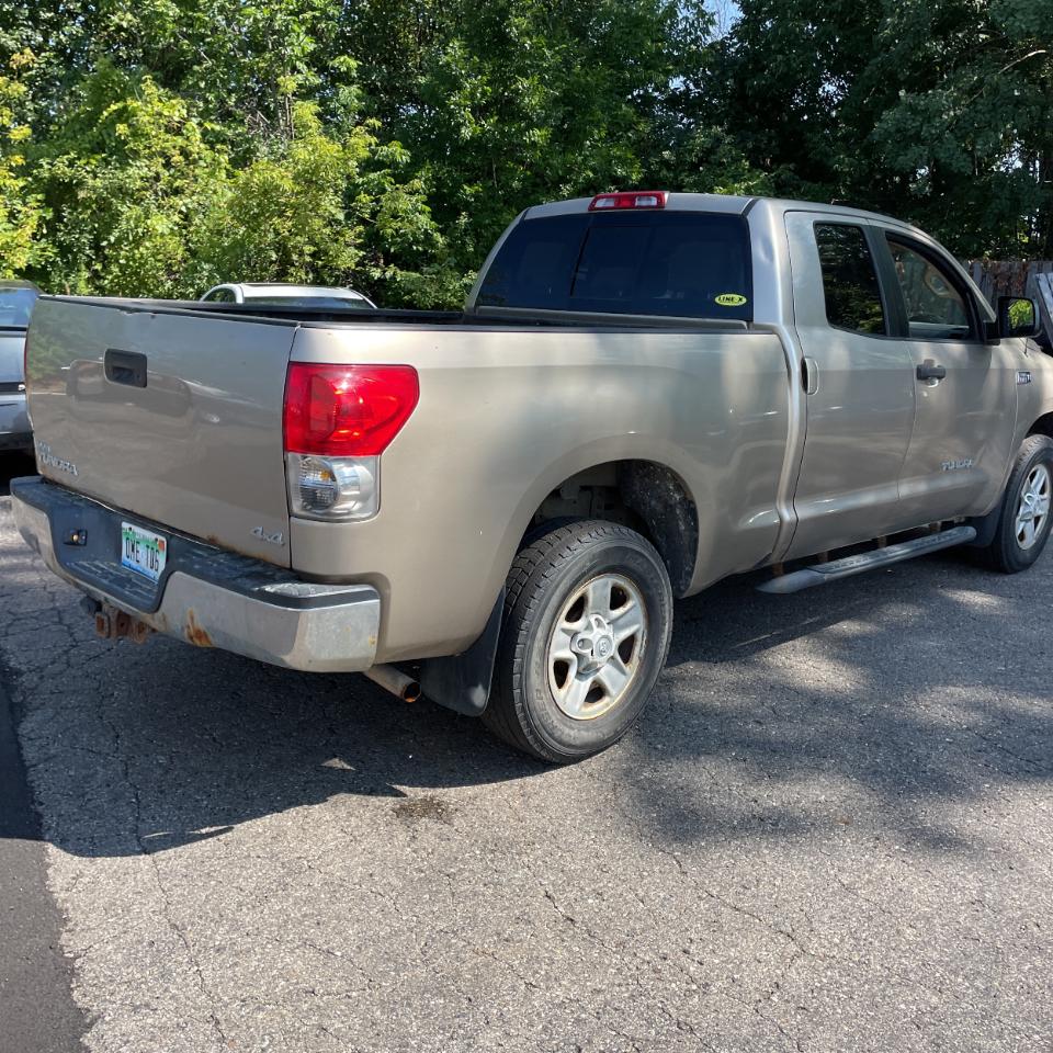 Toyota Tundra 4WD Truck Dbl 5.7L V8 6-Spd AT (Natl) 2008