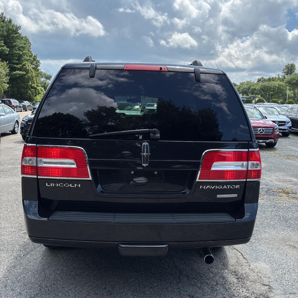 Lincoln Navigator 4WD 4dr 2013