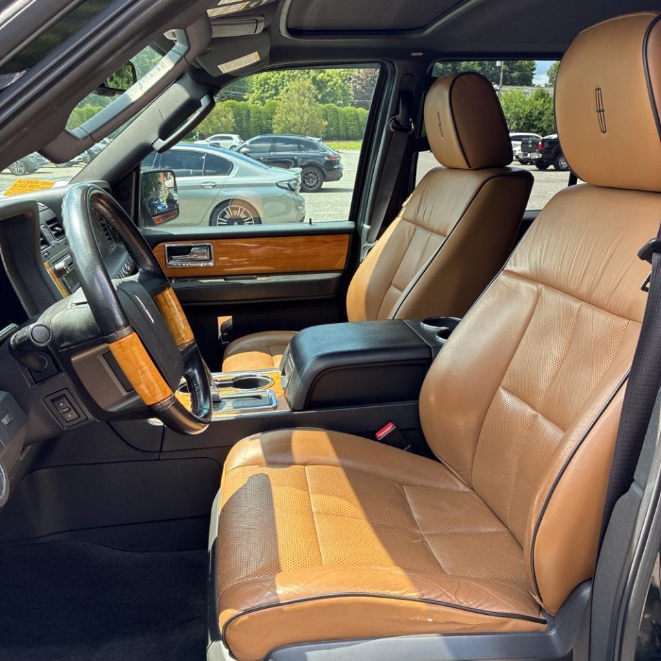 Lincoln Navigator 4WD 4dr 2013