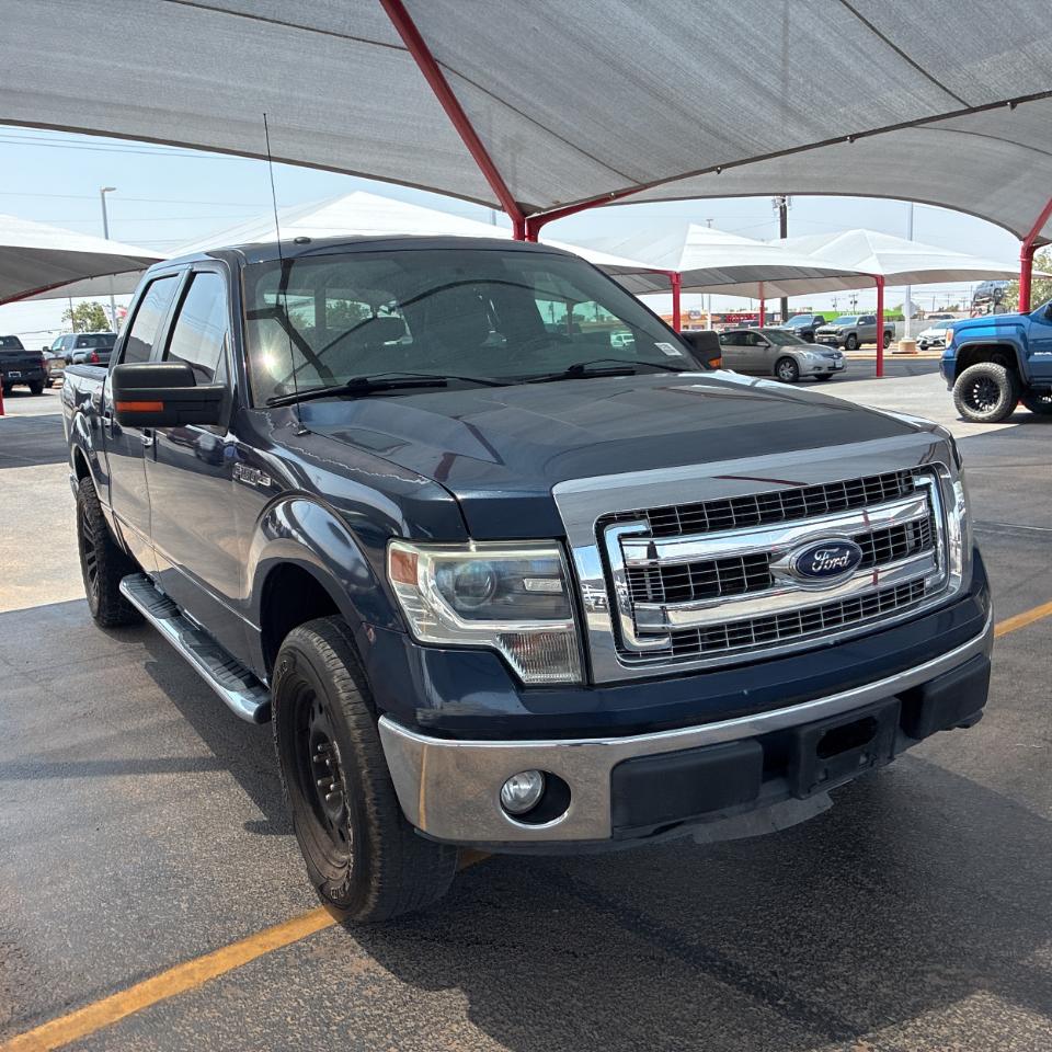 Ford F-150 4WD SuperCrew 145" XL 2014