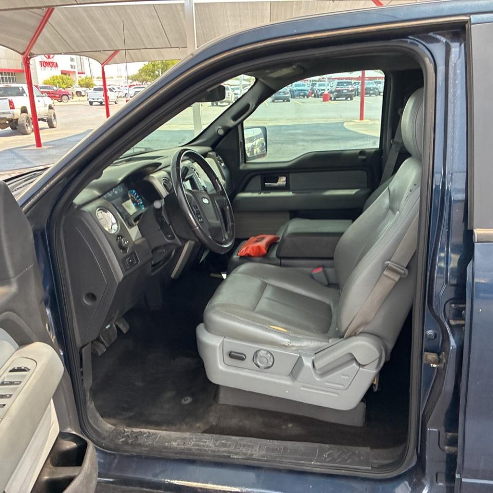 Ford F-150 4WD SuperCrew 145" XL 2014