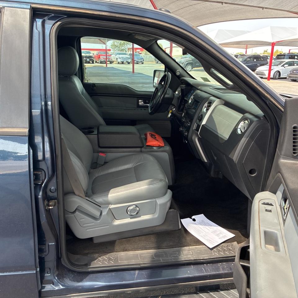 Ford F-150 4WD SuperCrew 145" XL 2014