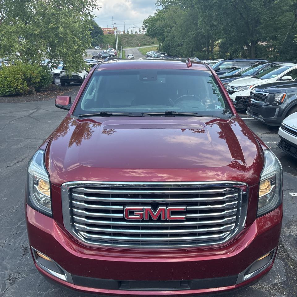 GMC Yukon XL 4WD 4dr SLT 2018