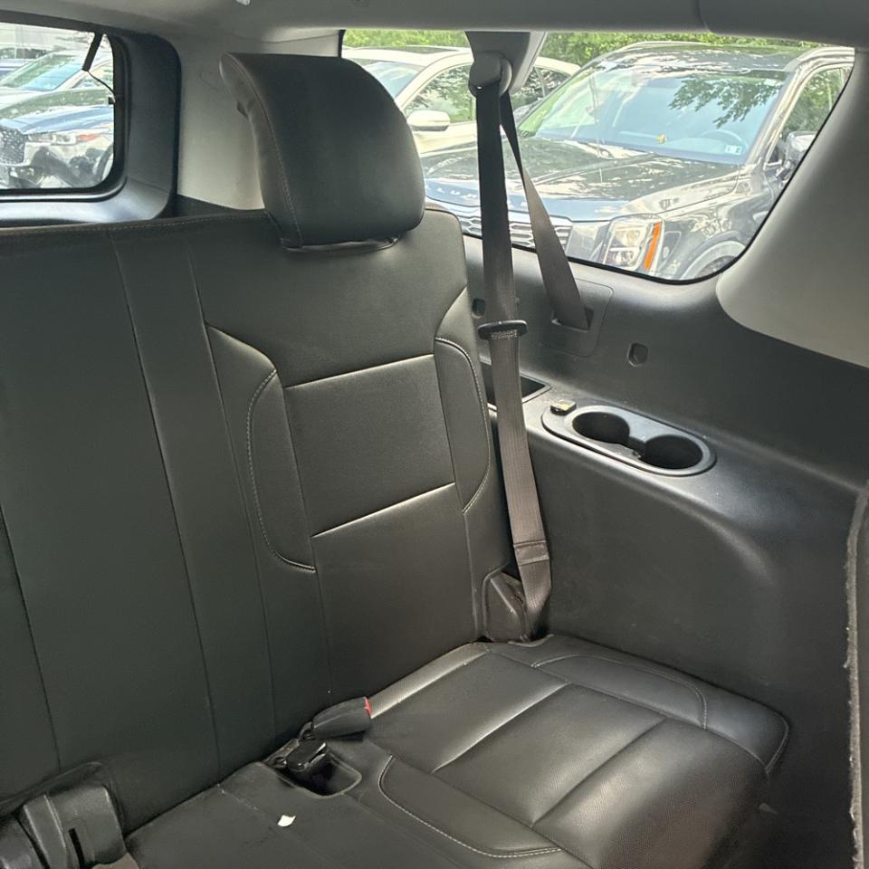 GMC Yukon XL 4WD 4dr SLT 2018