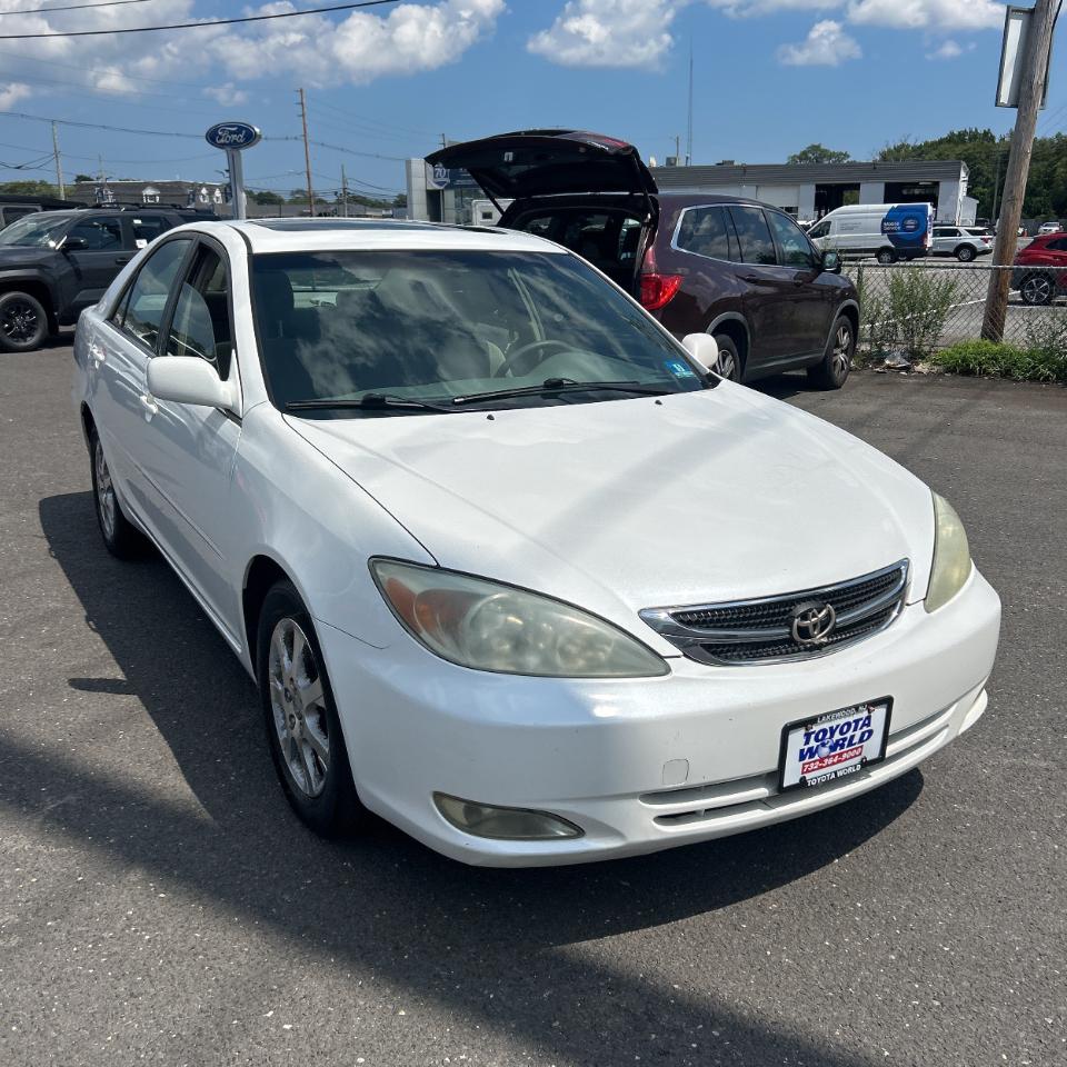 Toyota Camry 4dr Sdn LE Auto (Natl) 2004