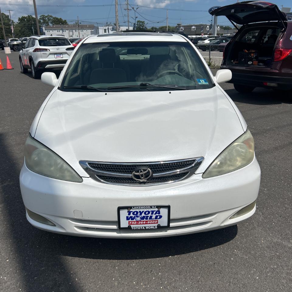 Toyota Camry 4dr Sdn LE Auto (Natl) 2004