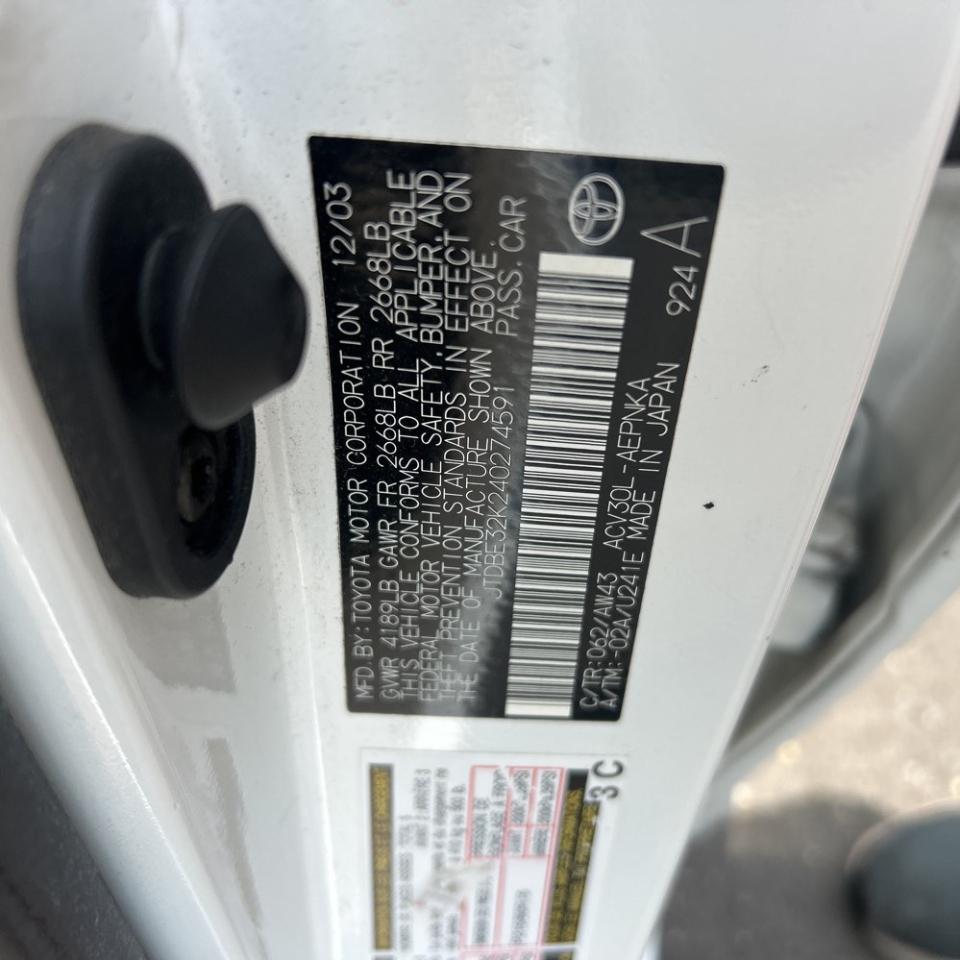 Toyota Camry 4dr Sdn LE Auto (Natl) 2004