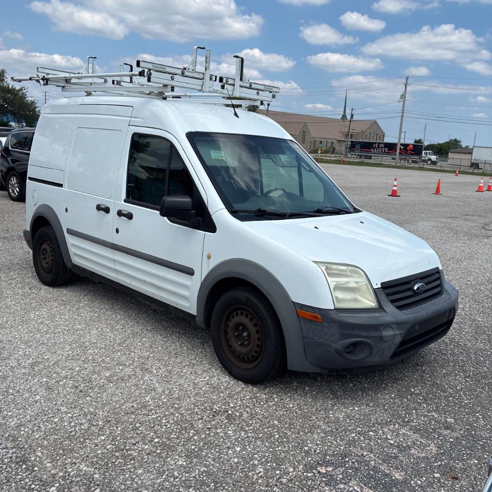 Ford Transit Connect 114.6" XL w/o side or rear door glass 2011