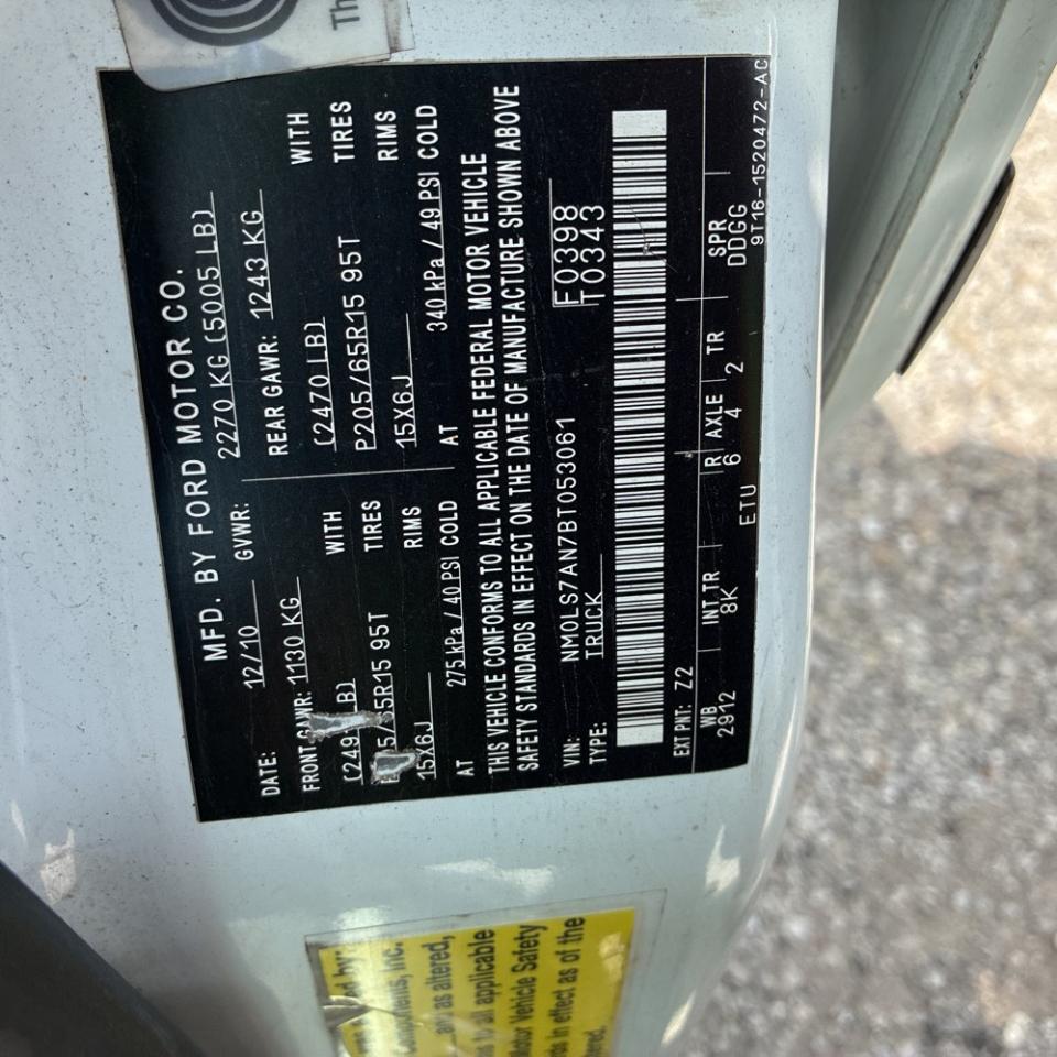 Ford Transit Connect 114.6" XL w/o side or rear door glass 2011