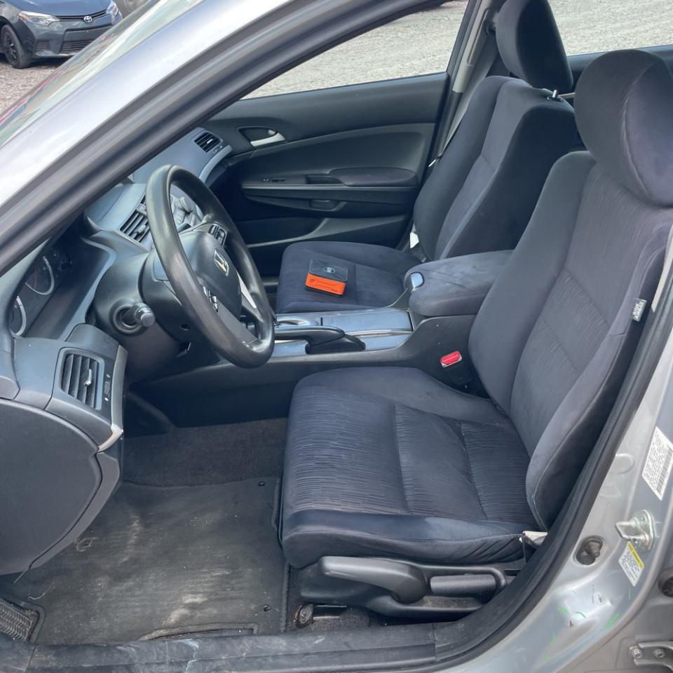 Honda Accord Sdn 4dr I4 Auto LX 2012
