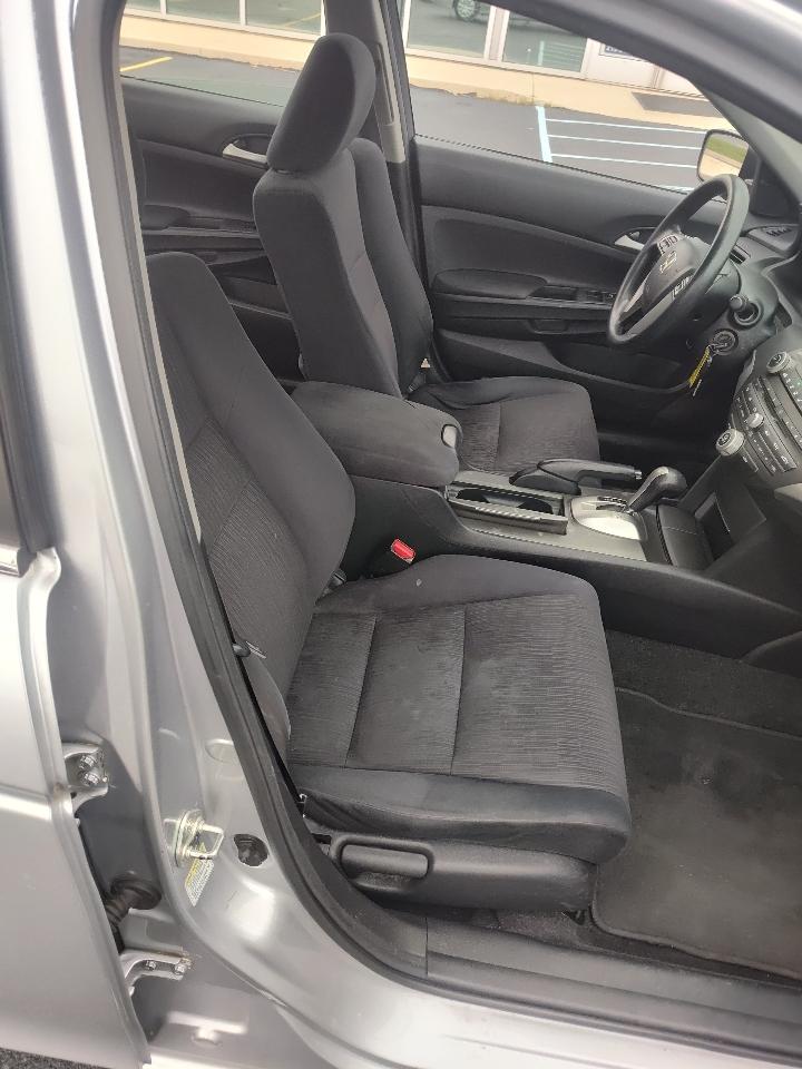 Honda Accord Sdn 4dr I4 Auto LX 2012