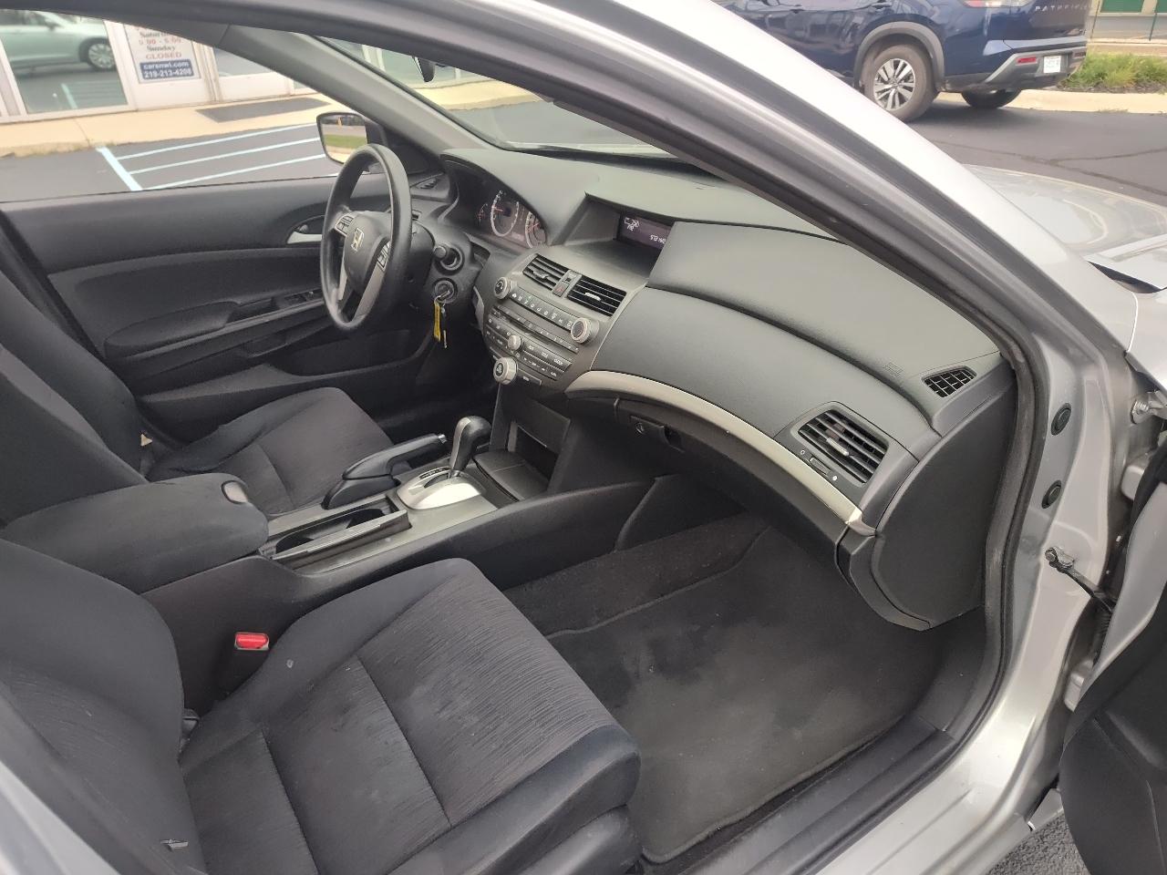 Honda Accord Sdn 4dr I4 Auto LX 2012