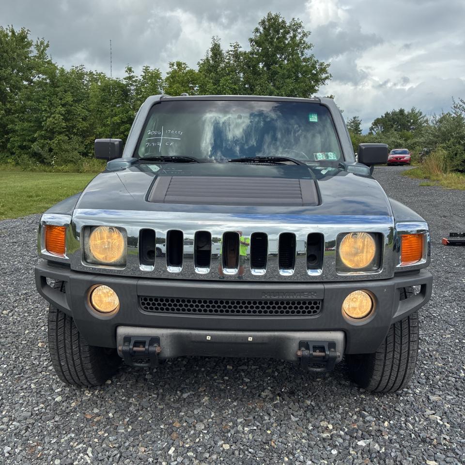 HUMMER H3 4dr 4WD SUV 2006