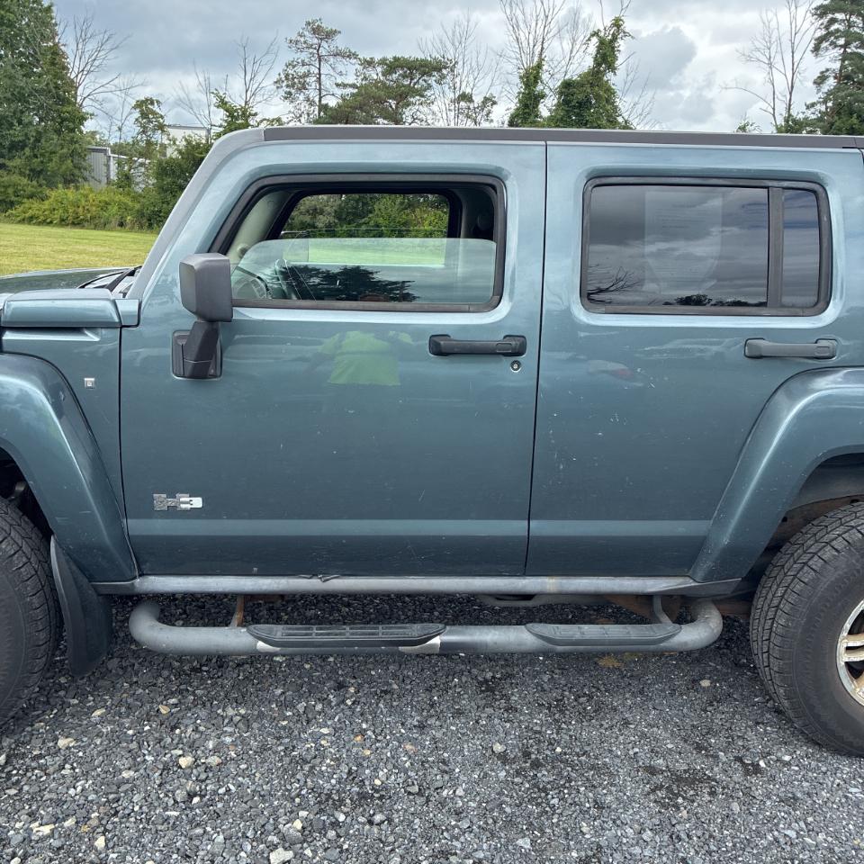 HUMMER H3 4dr 4WD SUV 2006