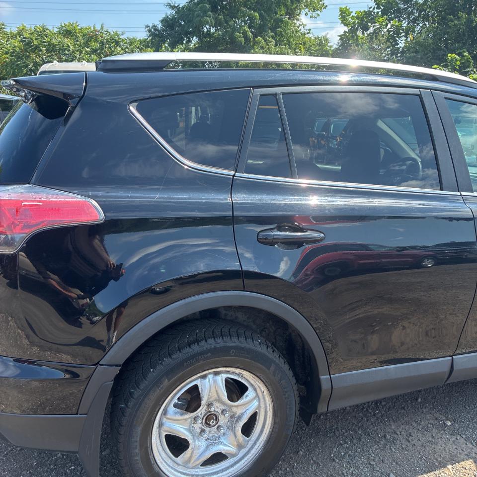 Toyota RAV4 AWD 4dr LE (Natl) 2016