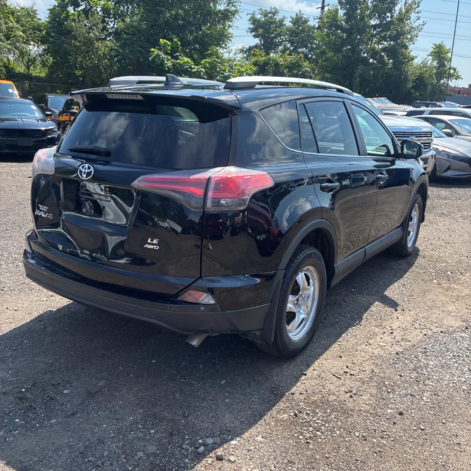 Toyota RAV4 AWD 4dr LE (Natl) 2016