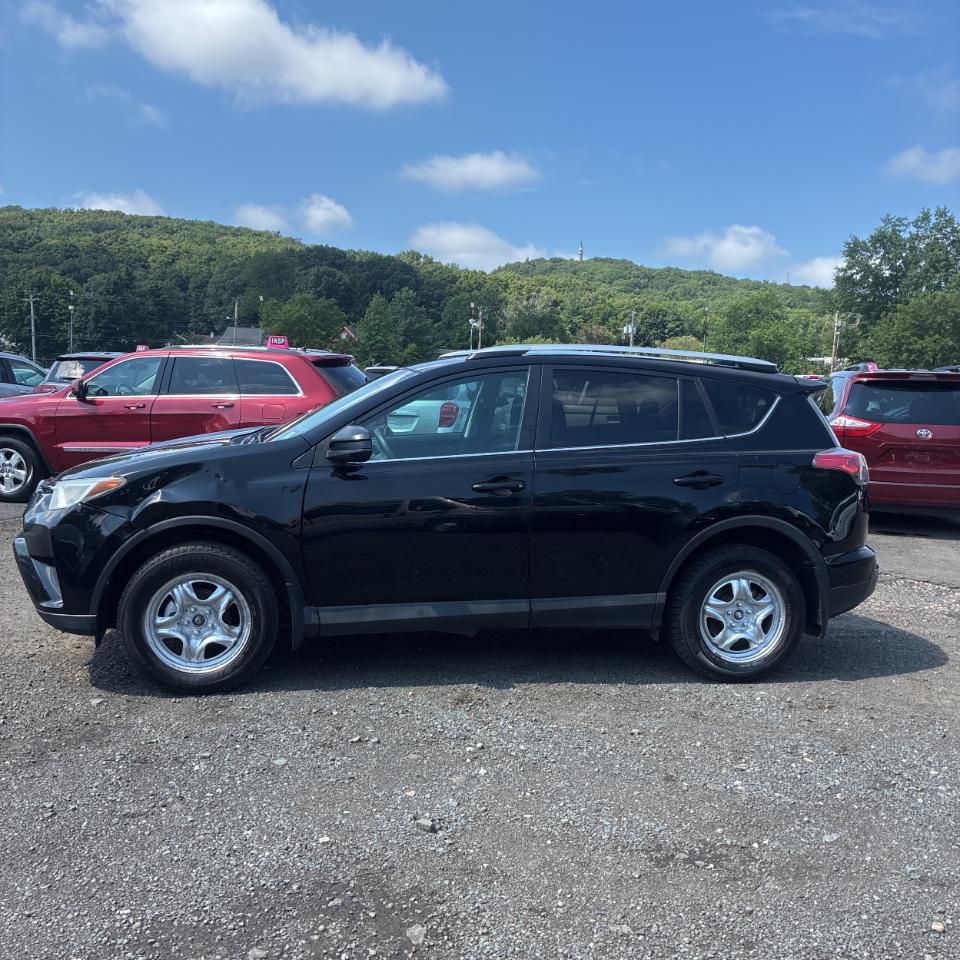 Toyota RAV4 AWD 4dr LE (Natl) 2016