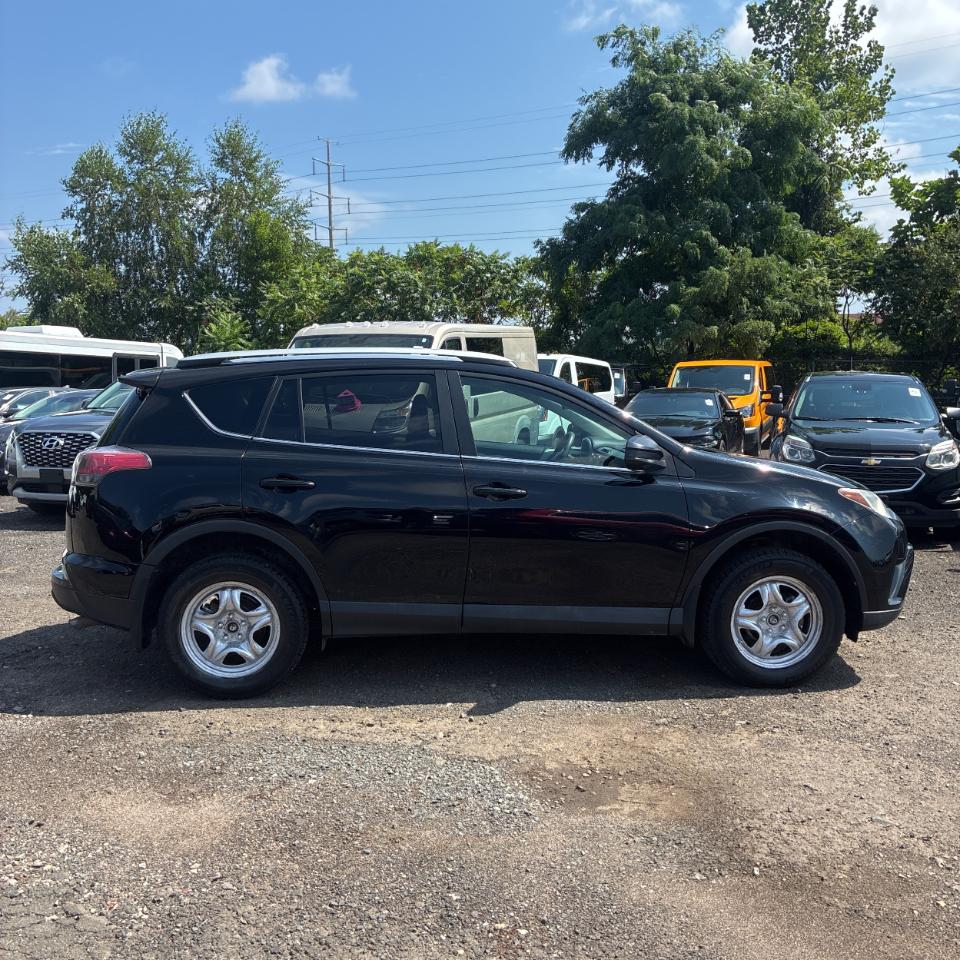 Toyota RAV4 AWD 4dr LE (Natl) 2016