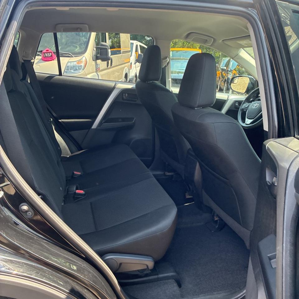 Toyota RAV4 AWD 4dr LE (Natl) 2016
