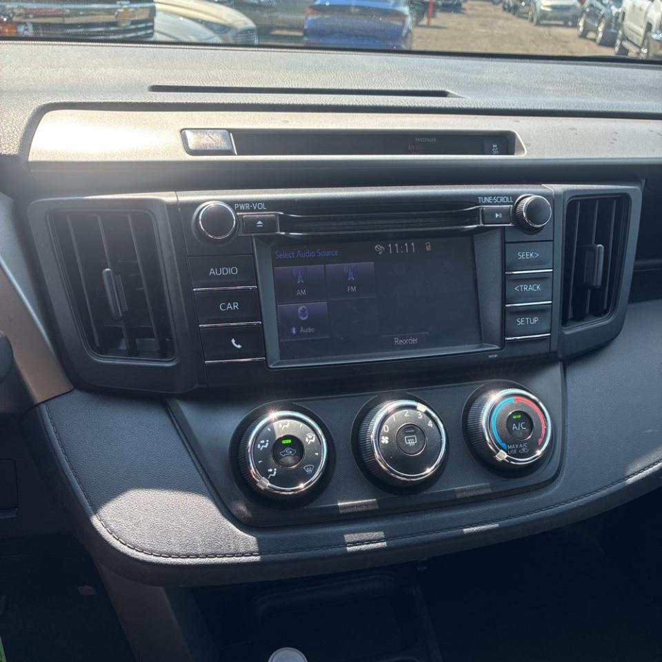 Toyota RAV4 AWD 4dr LE (Natl) 2016