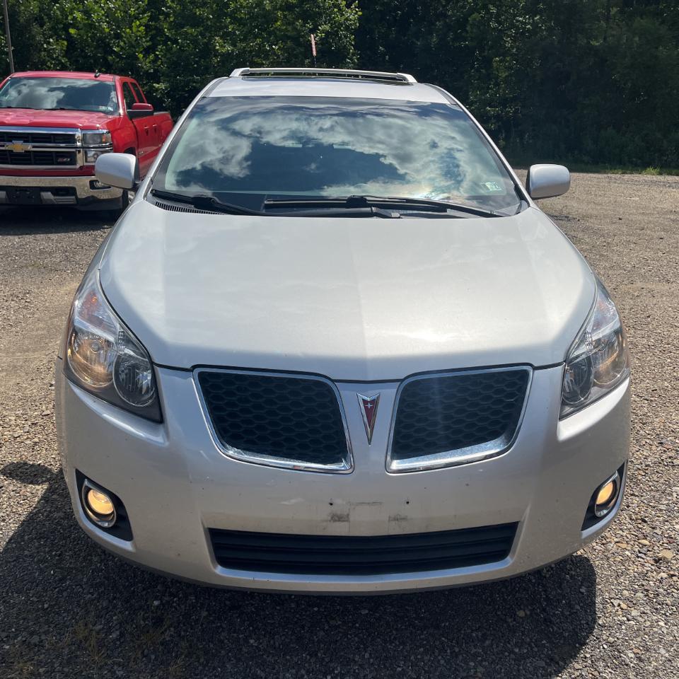 Pontiac Vibe 4dr HB AWD 2010