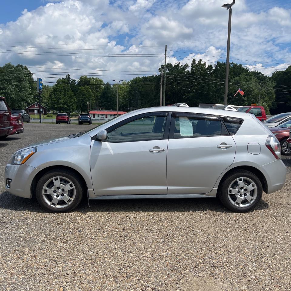 Pontiac Vibe 4dr HB AWD 2010