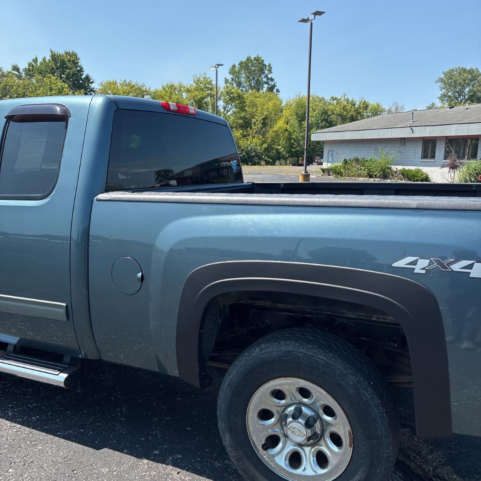 Chevrolet Silverado 1500 4WD Ext Cab 143.5" LS 2012