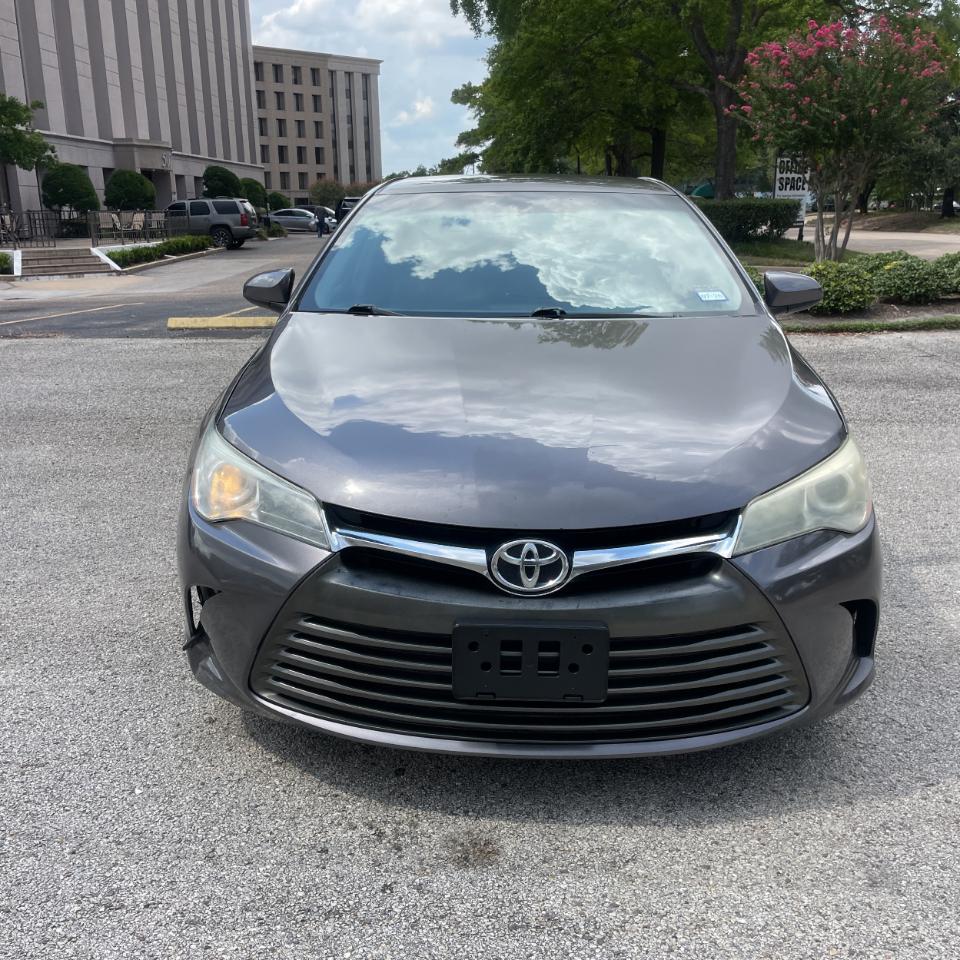 Toyota Camry 4dr Sdn I4 Auto XLE (Natl) 2015