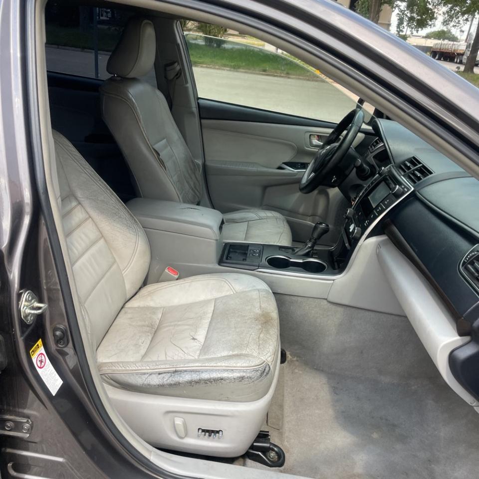 Toyota Camry 4dr Sdn I4 Auto XLE (Natl) 2015