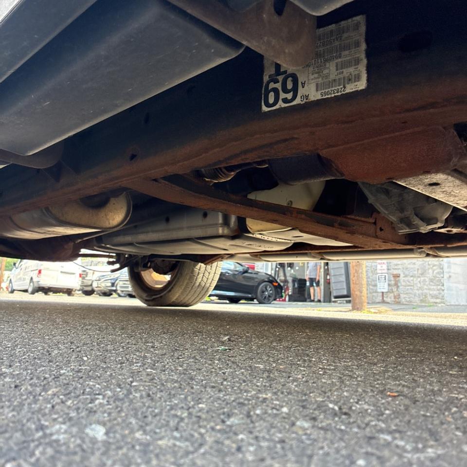 Chevrolet Suburban 4WD 4dr 1500 LTZ 2013