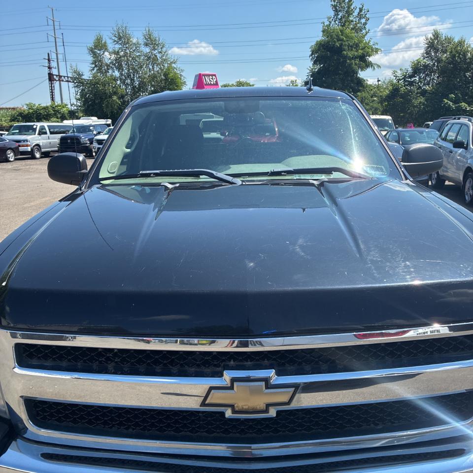Chevrolet Silverado 1500 4WD Crew Cab 143.5" LS 2011