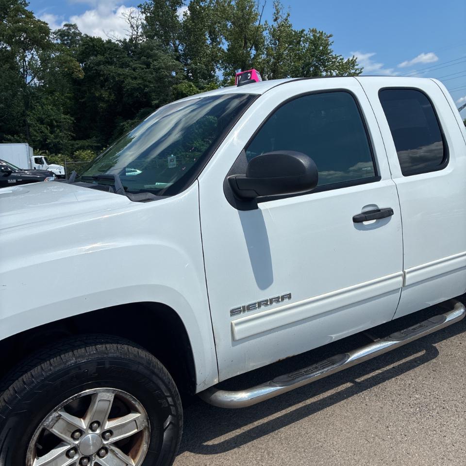 GMC Sierra 1500 4WD Ext Cab 157.5" SLE 2013