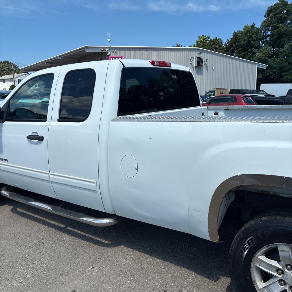 GMC Sierra 1500 4WD Ext Cab 157.5" SLE 2013