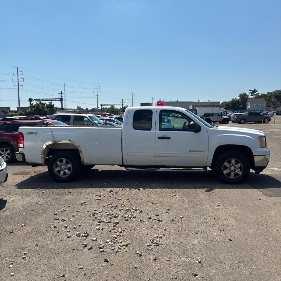 GMC Sierra 1500 4WD Ext Cab 157.5" SLE 2013