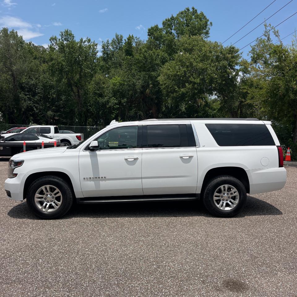 Chevrolet Suburban 4WD 4dr 1500 LT 2019