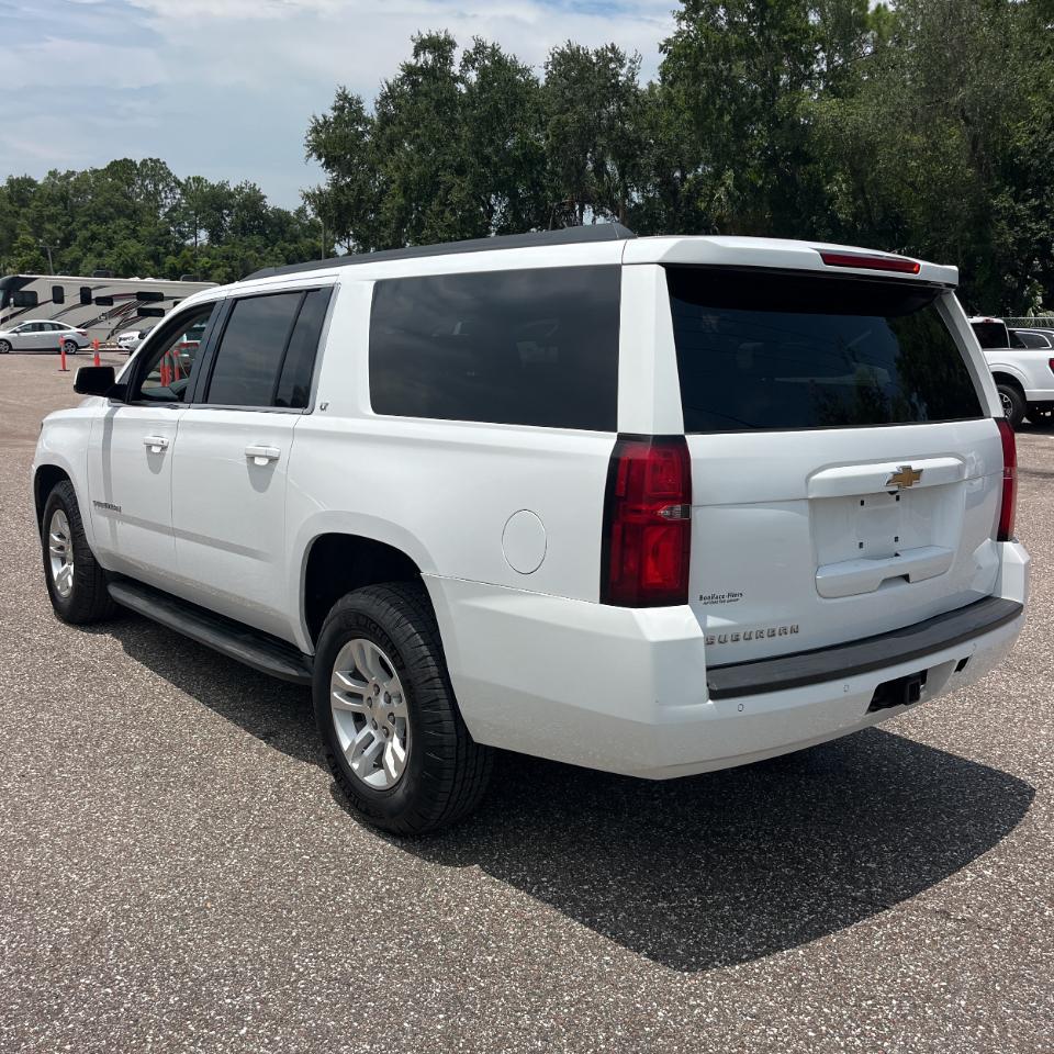 Chevrolet Suburban 4WD 4dr 1500 LT 2019