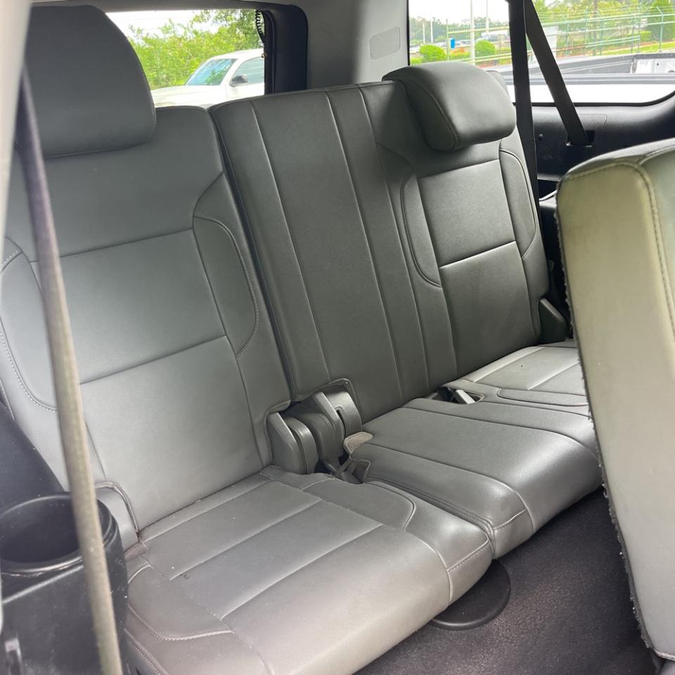 Chevrolet Suburban 4WD 4dr 1500 LT 2019