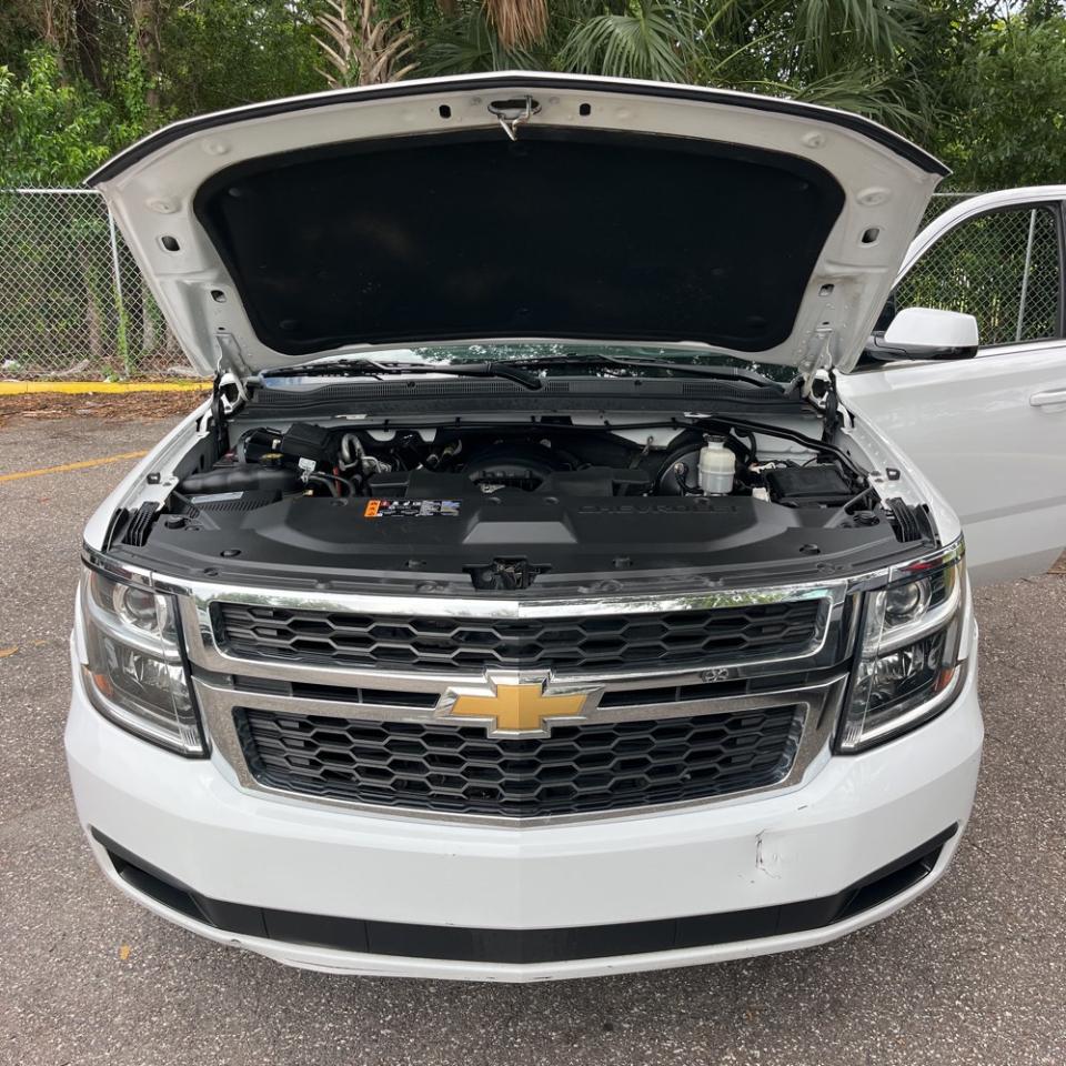 Chevrolet Suburban 4WD 4dr 1500 LT 2019