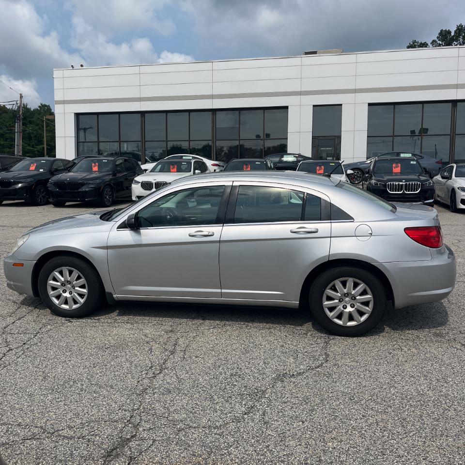 Chrysler Sebring 4dr Sdn Touring 2010